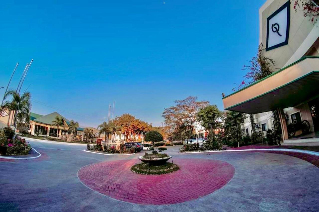 Luisita Central Park Hotel Tarlac City Zewnętrze zdjęcie