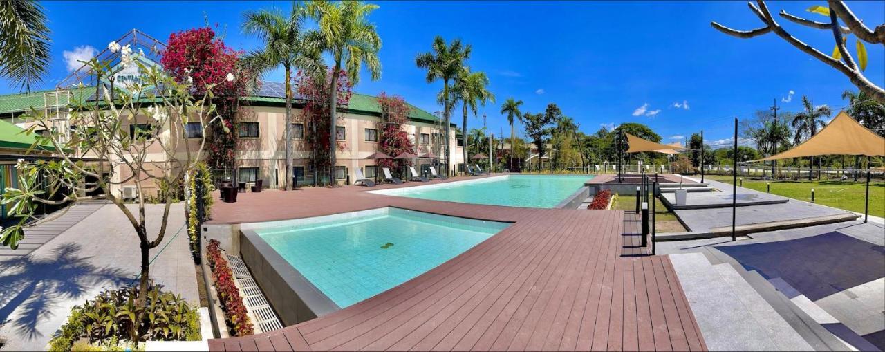 Luisita Central Park Hotel Tarlac City Zewnętrze zdjęcie
