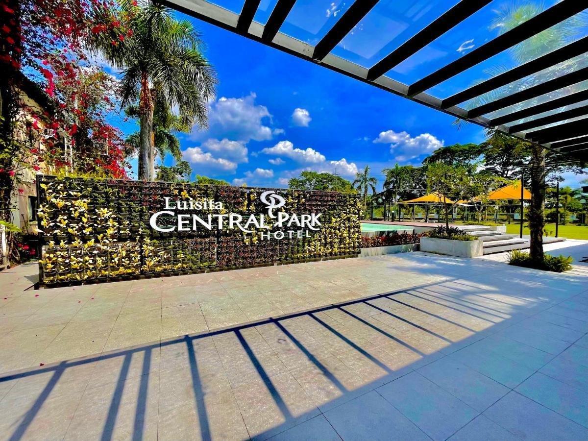 Luisita Central Park Hotel Tarlac City Zewnętrze zdjęcie