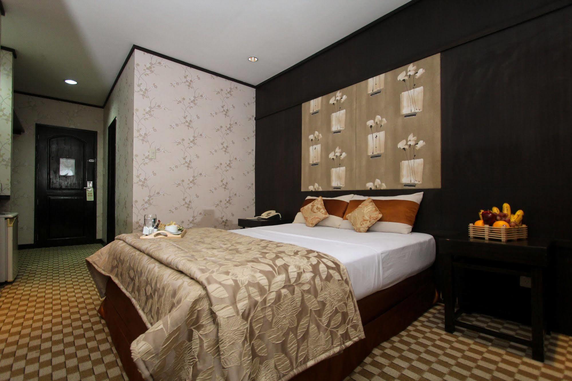 Luisita Central Park Hotel Tarlac City Zewnętrze zdjęcie